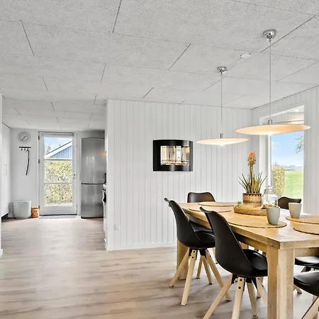 Ferienhaus Cozy In With Wifi